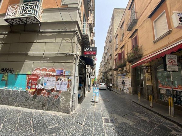 appartamento in affitto a Napoli in zona Stella