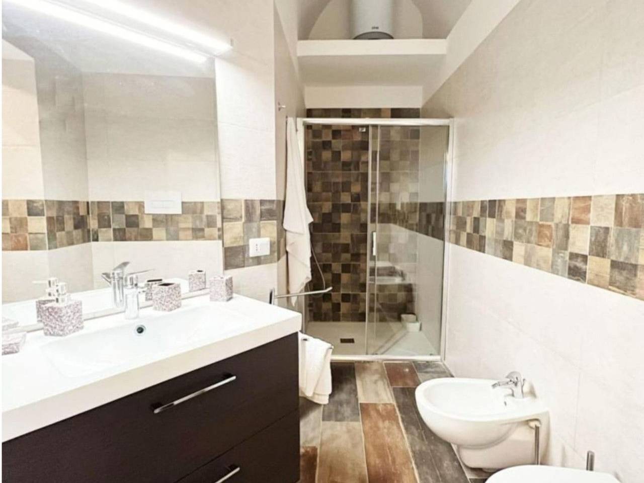 appartamento in affitto a Napoli in zona Stella