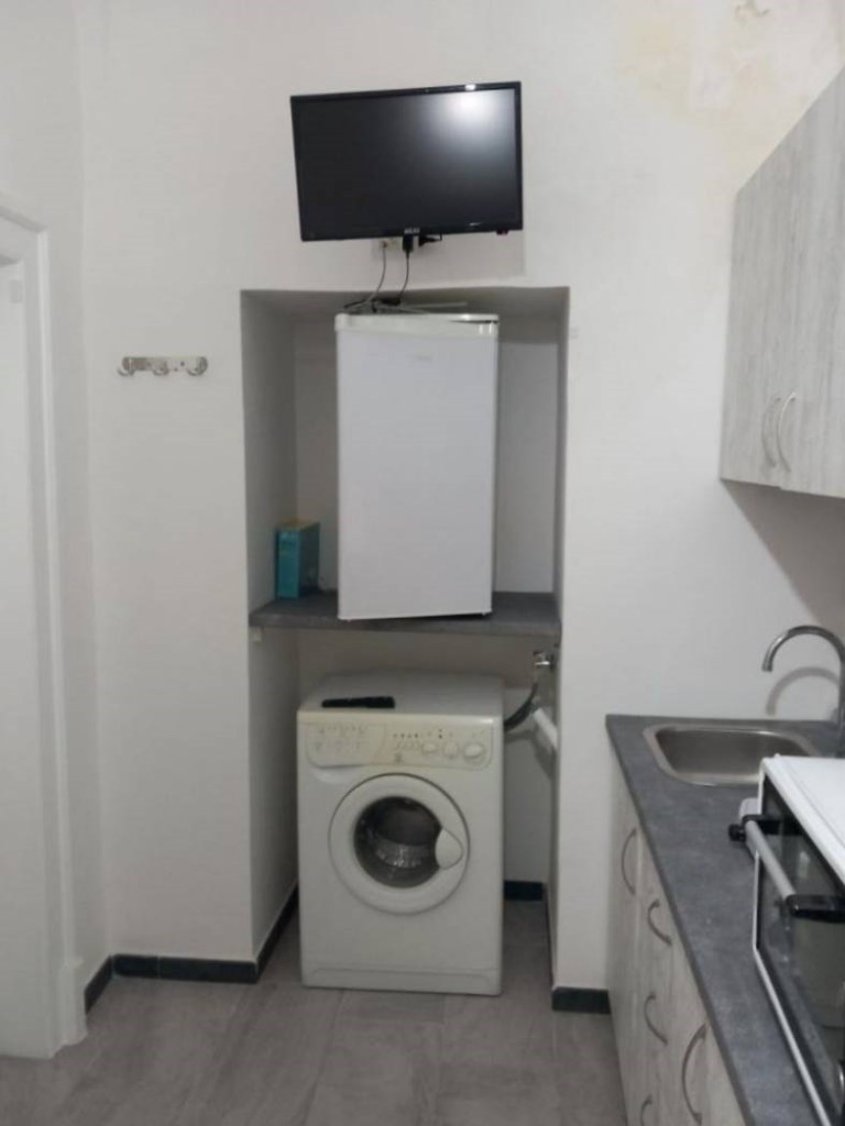 monolocale in affitto a Napoli in zona Stella