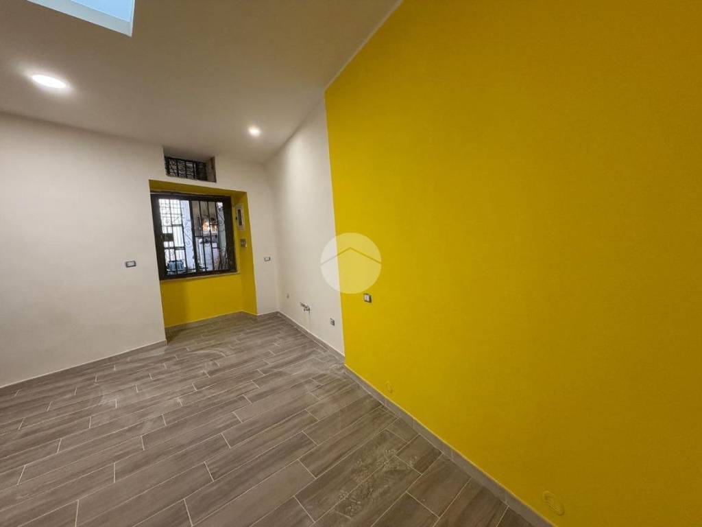 appartamento in affitto a Napoli in zona Chiaia