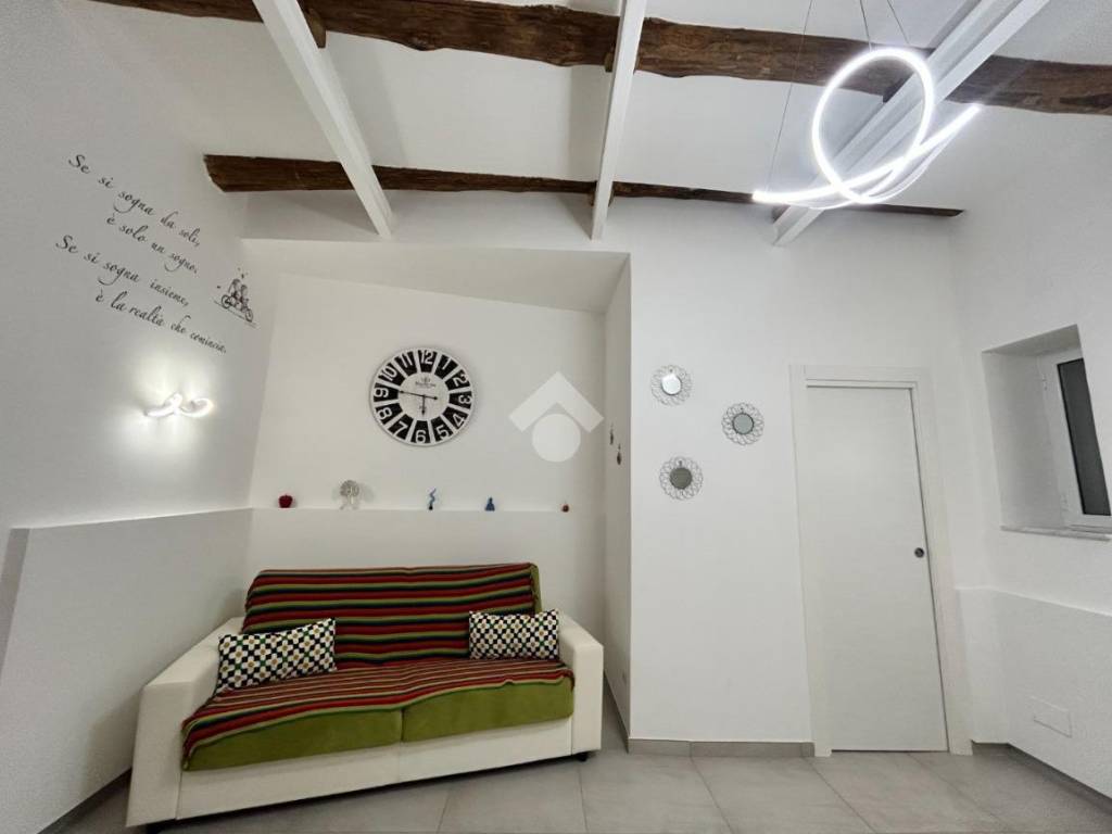 appartamento in affitto a Napoli in zona Capodimonte / Colli Aminei