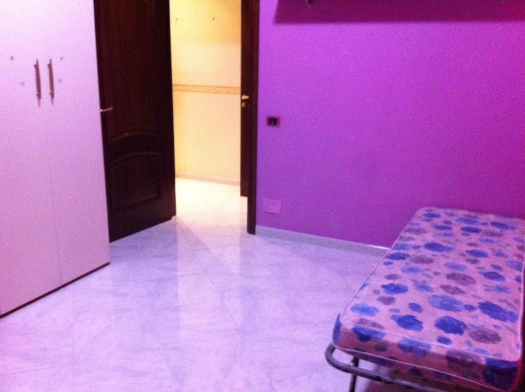 camera singola in affitto a Napoli in zona Soccavo