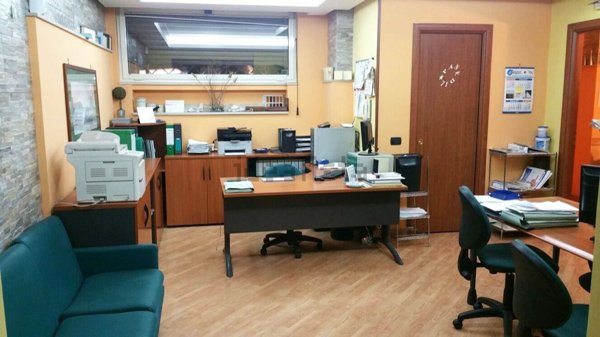 ufficio in affitto a Napoli in zona Arenella