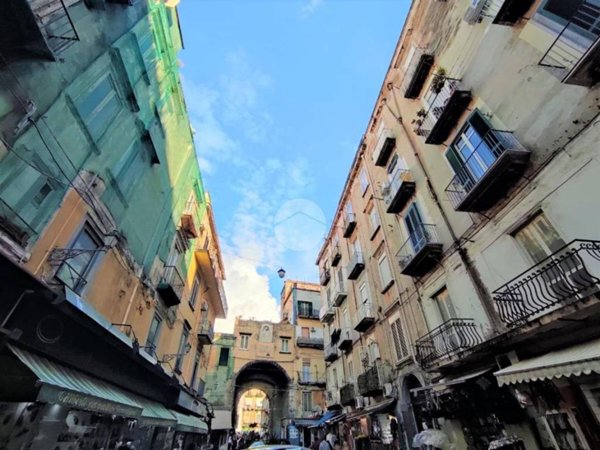 appartamento in affitto a Napoli in zona Pendino / San Giuseppe