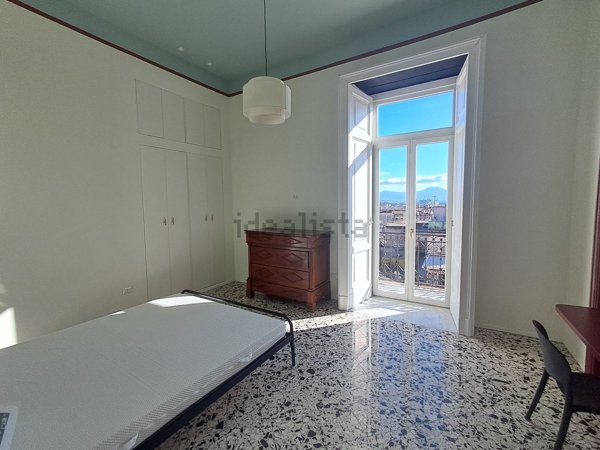 appartamento in affitto a Napoli in zona San Carlo all'Arena