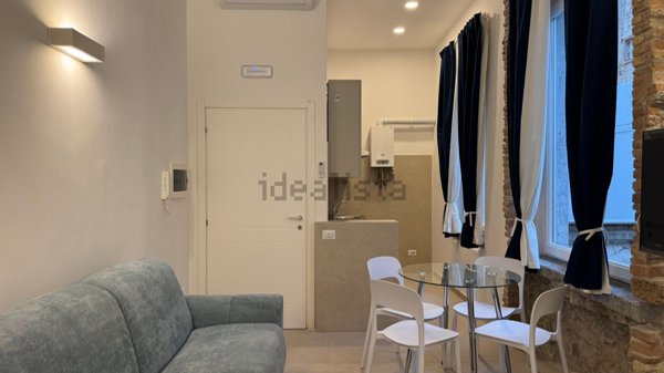 appartamento in affitto a Napoli in zona Pendino / San Giuseppe