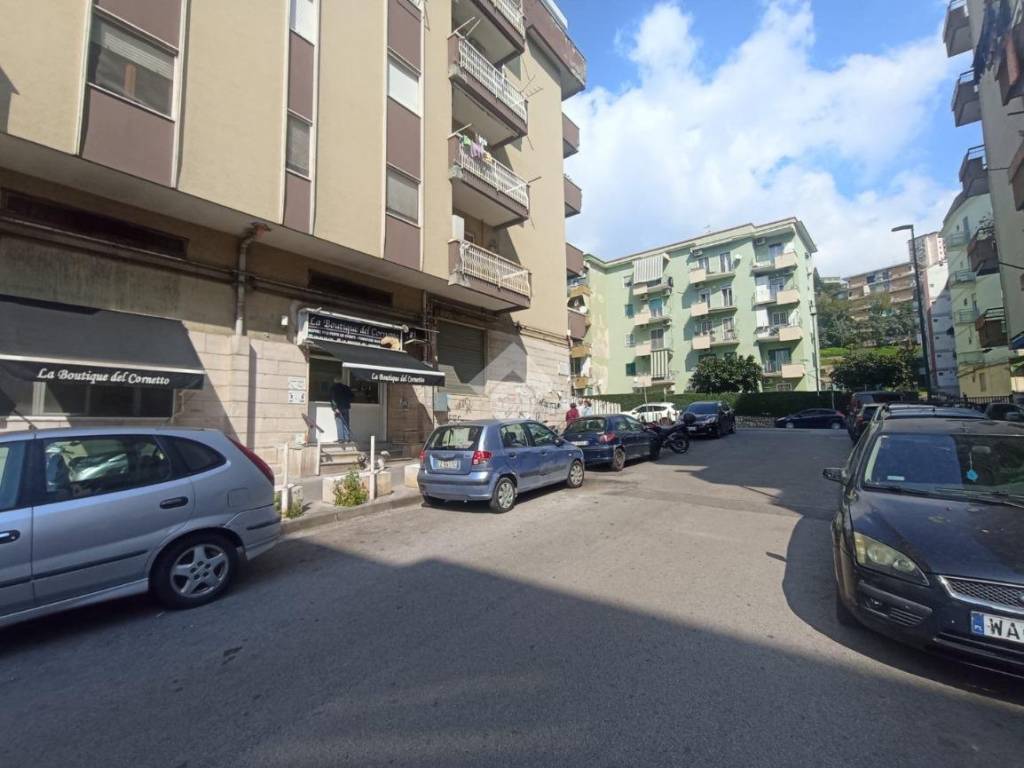 ufficio in affitto a Napoli in zona Fuorigrotta