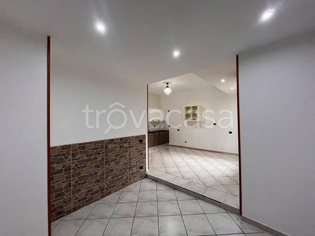 appartamento in affitto a Napoli in zona Stella