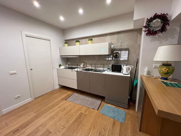 appartamento in affitto a Napoli in zona San Ferdinando