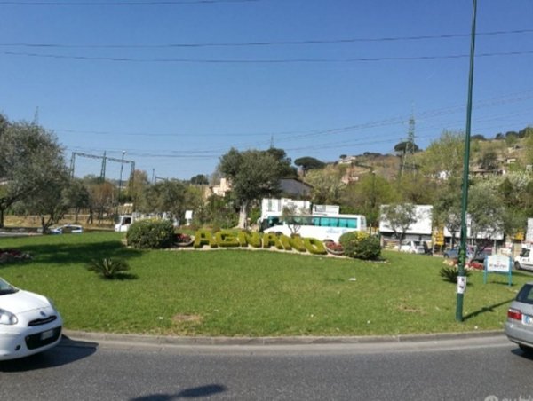 ufficio in affitto a Napoli in zona Bagnoli