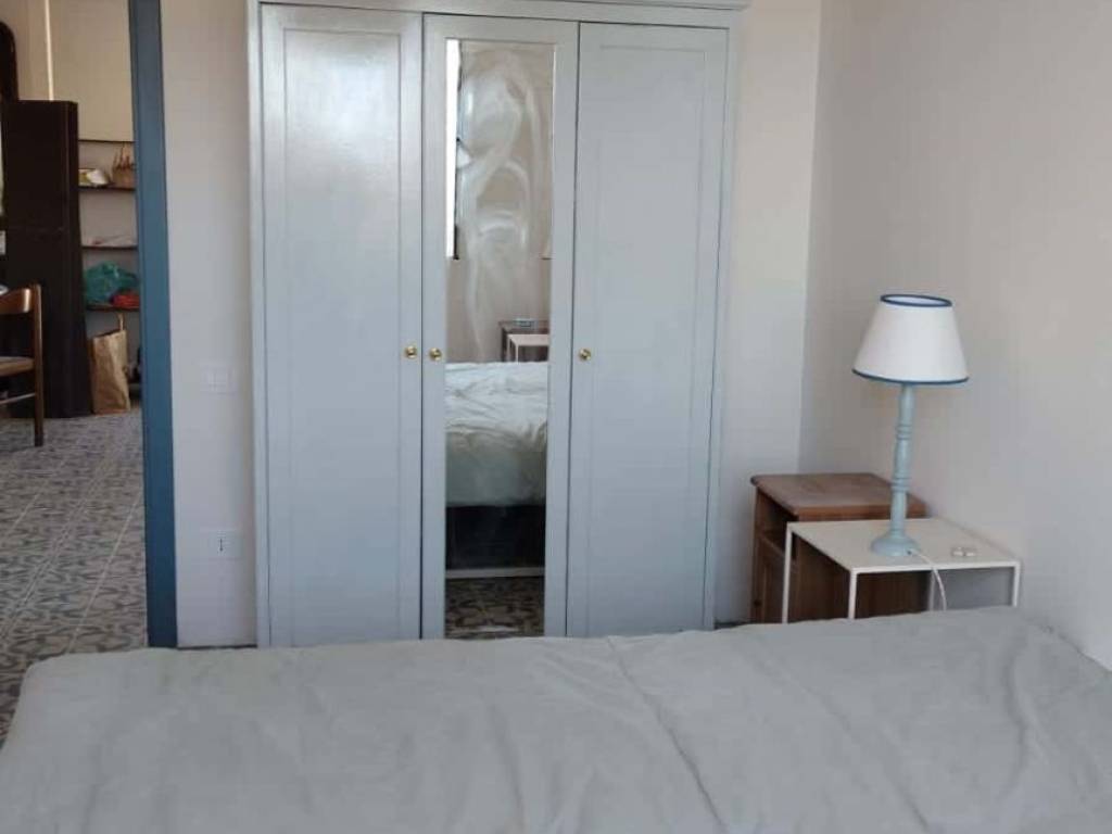 appartamento in affitto a Napoli in zona Stella