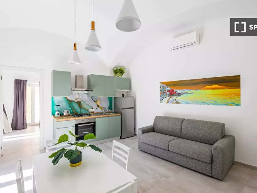 appartamento in affitto a Napoli in zona Montecalvario