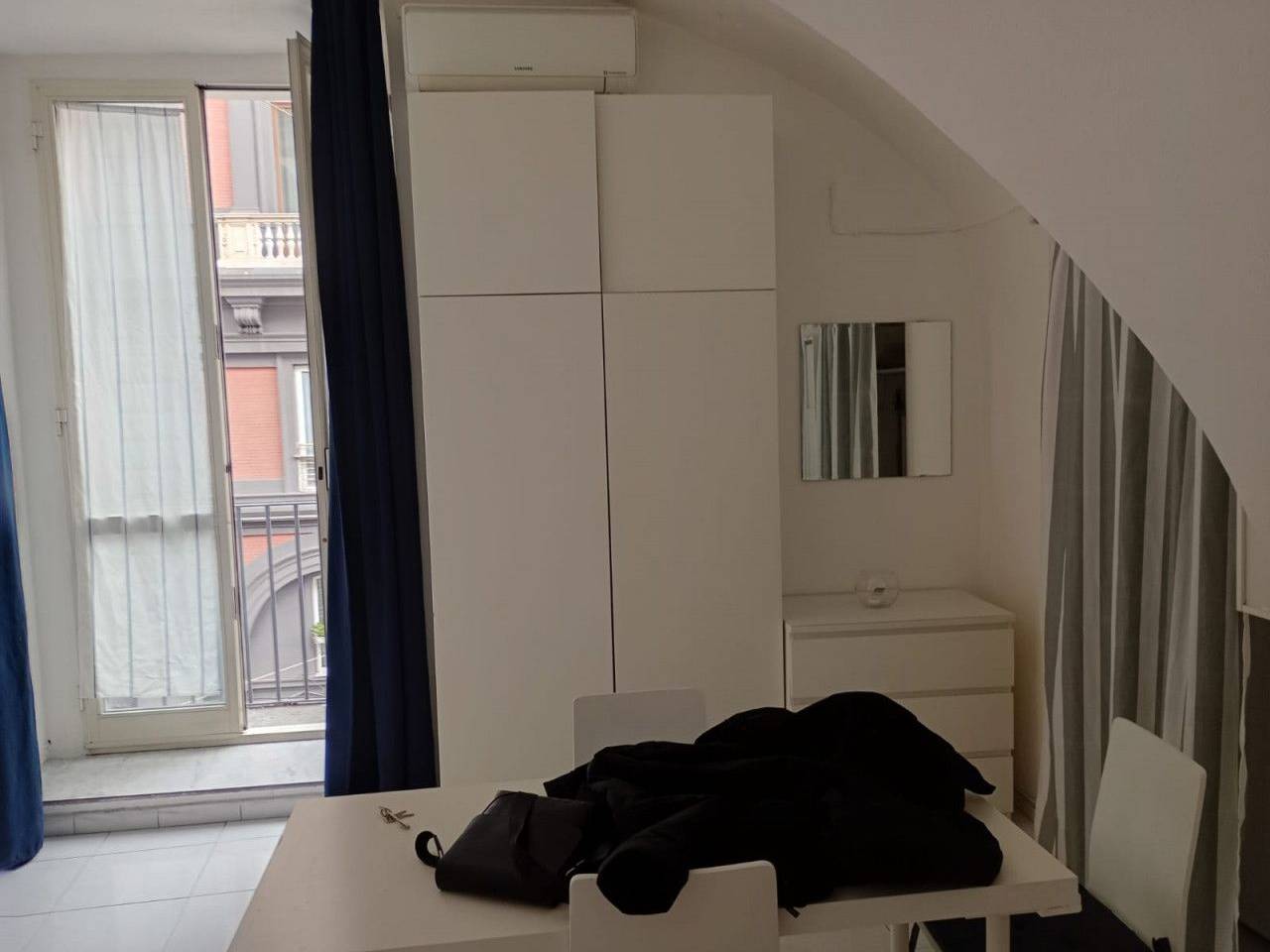 appartamento in affitto a Napoli in zona Stella