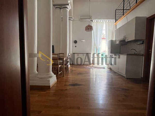 appartamento in affitto a Napoli in zona Stella