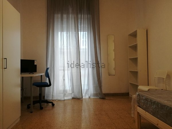 appartamento in affitto a Napoli in zona Stella