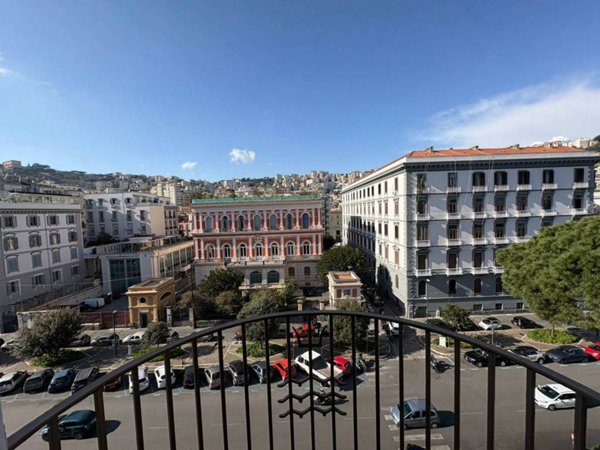 appartamento in affitto a Napoli in zona Chiaia