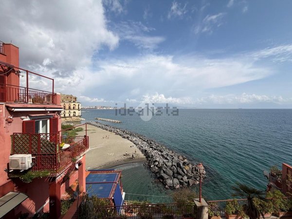appartamento in affitto a Napoli in zona Posillipo