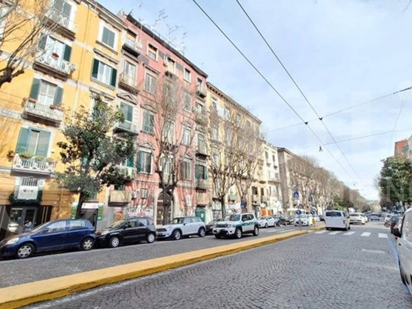 appartamento in affitto a Napoli in zona Stella