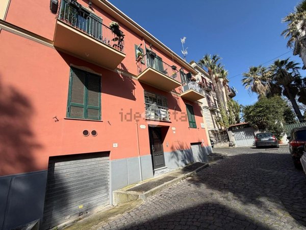 appartamento in affitto a Napoli in zona Posillipo