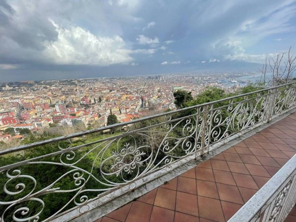 appartamento in affitto a Napoli in zona Arenella