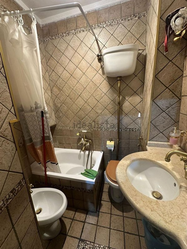 appartamento in affitto a Napoli in zona San Lorenzo