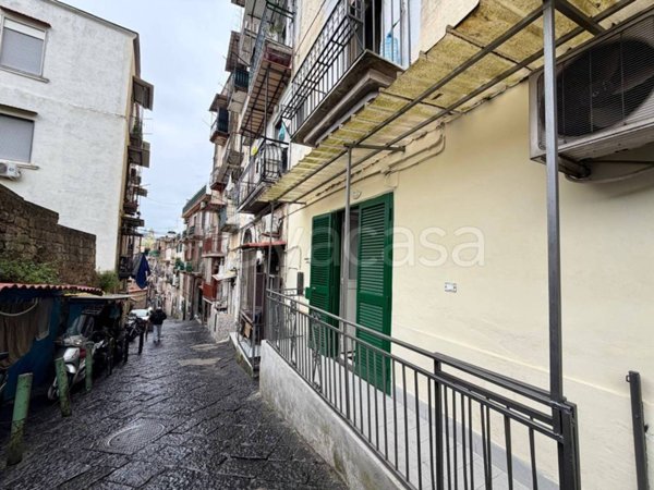 appartamento in affitto a Napoli in zona Stella