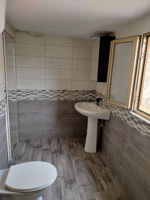 appartamento in affitto a Napoli in zona Stella