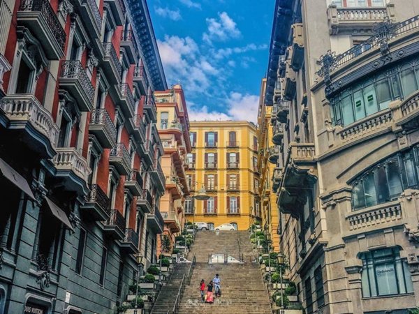 appartamento in affitto a Napoli in zona Chiaia