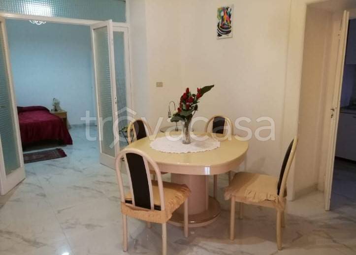 appartamento in affitto a Napoli in zona Stella