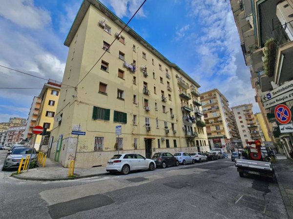 appartamento in affitto a Napoli in zona Arenella