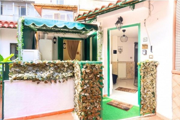 appartamento in affitto a Napoli