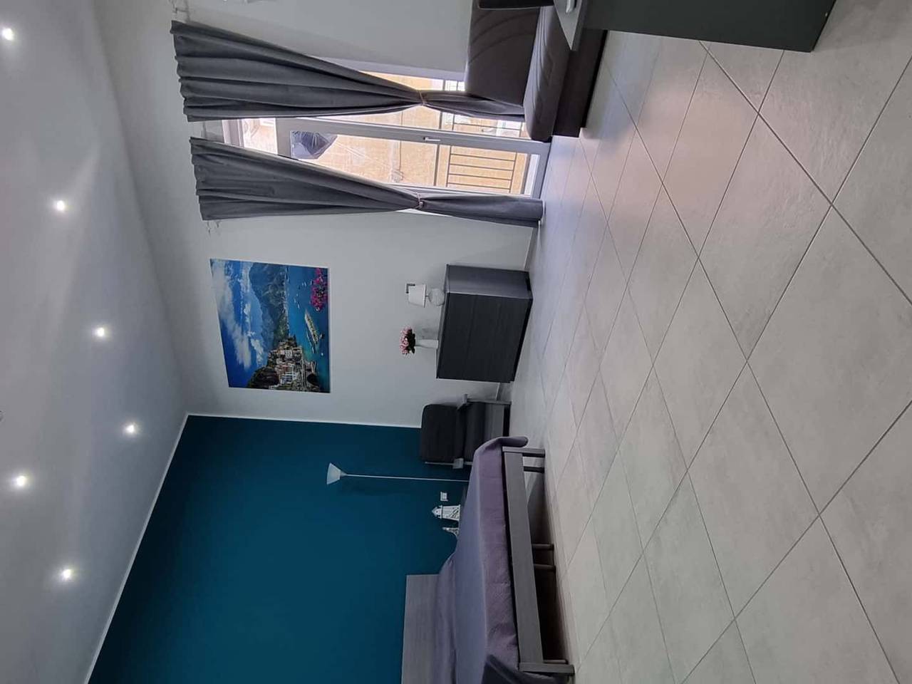 negozio in affitto a Napoli in zona Pendino / San Giuseppe