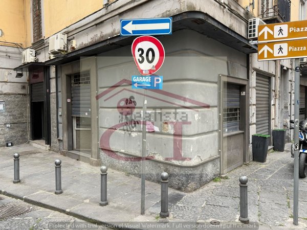 locale commerciale in affitto a Napoli in zona Pendino / San Giuseppe