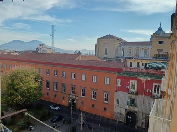 appartamento in affitto a Napoli in zona Pendino / San Giuseppe