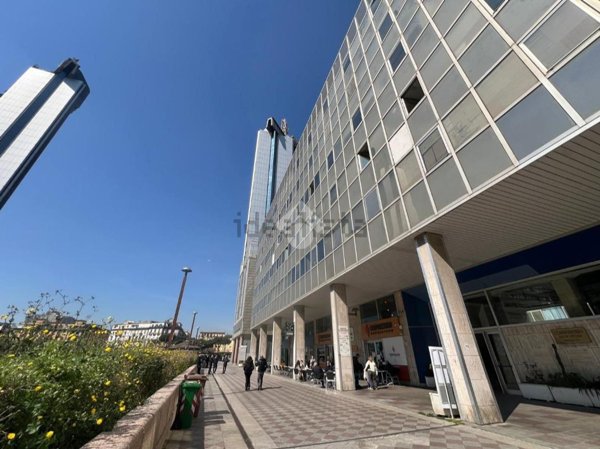 ufficio in affitto a Napoli