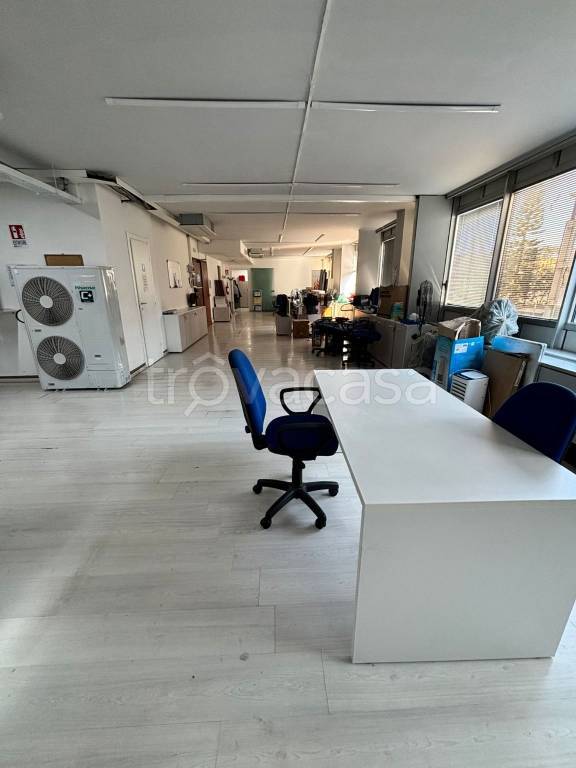 ufficio in affitto a Napoli