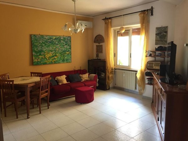 appartamento in affitto a Napoli in zona Arenella