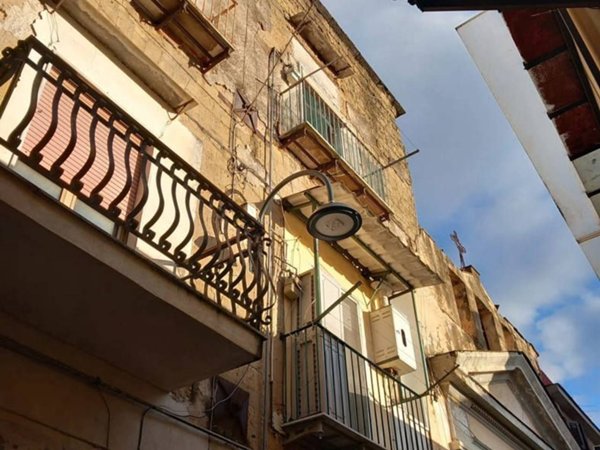 appartamento in affitto a Napoli in zona Stella