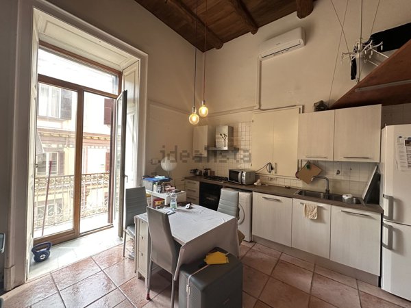 appartamento in affitto a Napoli in zona Chiaia