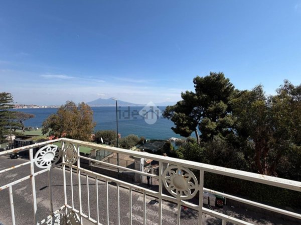 appartamento in affitto a Napoli in zona Posillipo