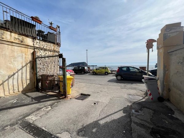 appartamento in affitto a Napoli in zona Bagnoli