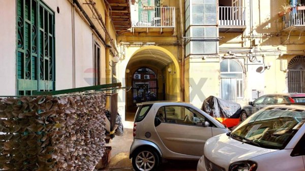 monolocale in affitto a Napoli