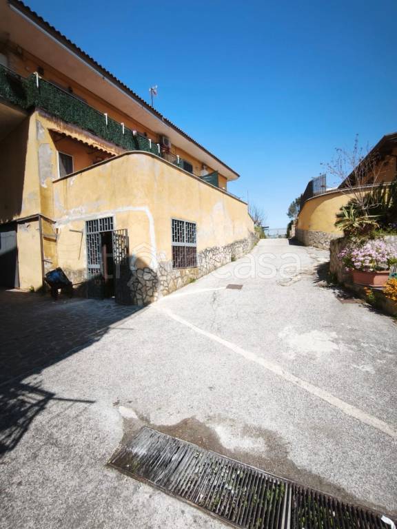 appartamento in affitto a Napoli in zona Pianura