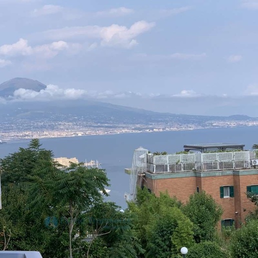 appartamento in affitto a Napoli in zona Posillipo