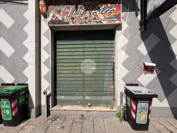 negozio in affitto a Napoli in zona Poggioreale