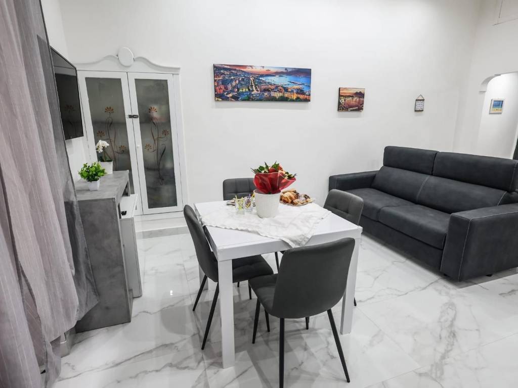 appartamento in affitto a Napoli