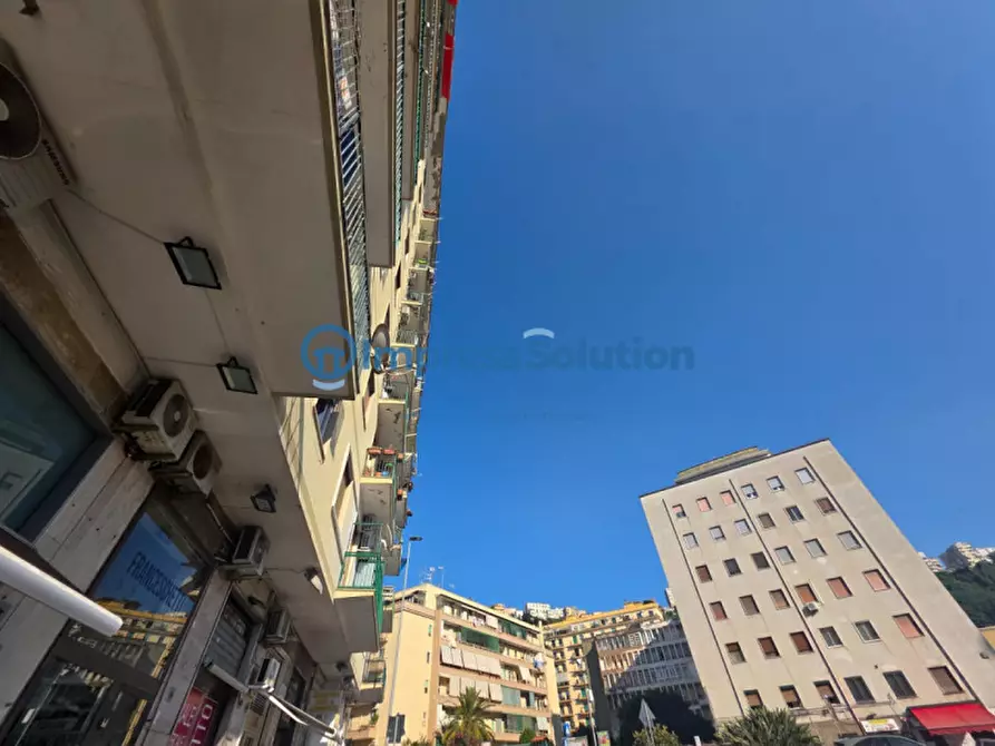 negozio in affitto a Napoli in zona Fuorigrotta