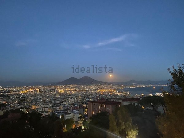 appartamento in affitto a Napoli in zona Arenella