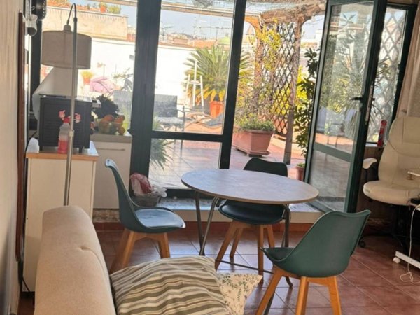 appartamento in affitto a Napoli