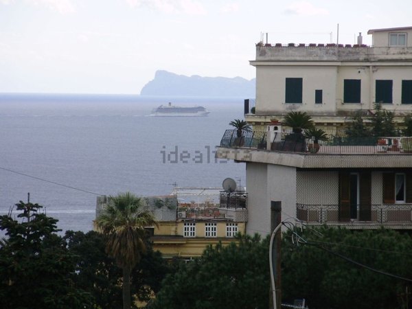 appartamento in affitto a Napoli in zona Posillipo
